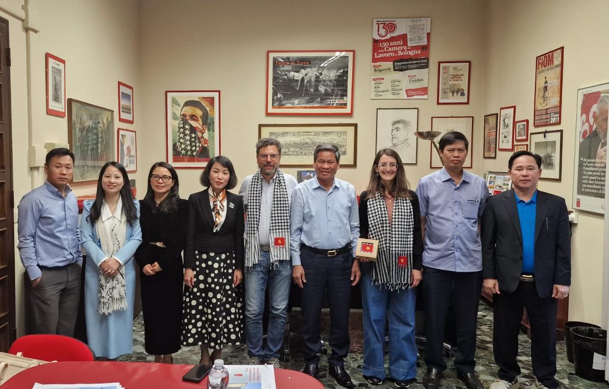 La Cgil Bologna ospita la delegazione del Vietnam General Confederation of Labour