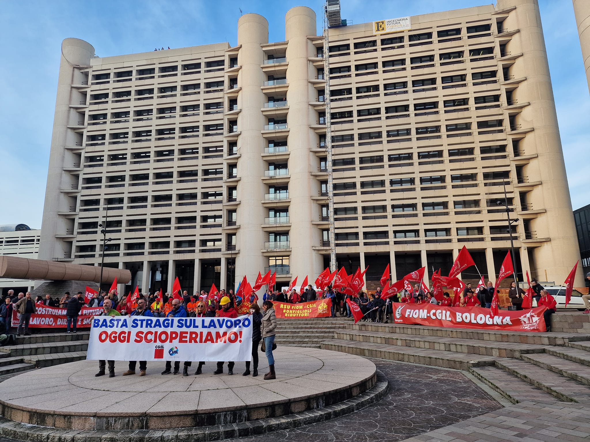 21 FEBBRAIO 2024: ANCHE A BOLOGNA SCIOPERO E MANIFESTAZIONE PER DIRE BASTA ALLE MORTI SUL LAVORO!