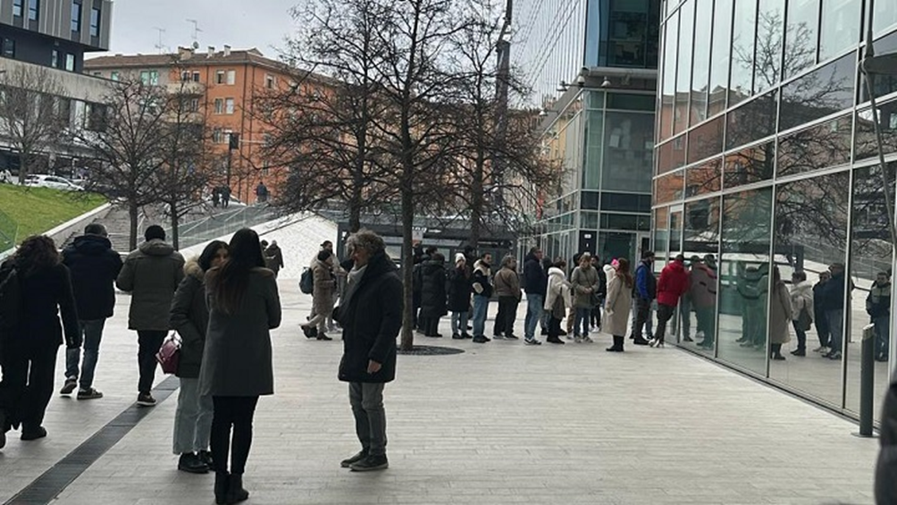 La FP CGIL di Bologna denuncia gravi difficoltà ai Servizi Demografici e URP del Comune di Bologna. Servono nuove assunzioni