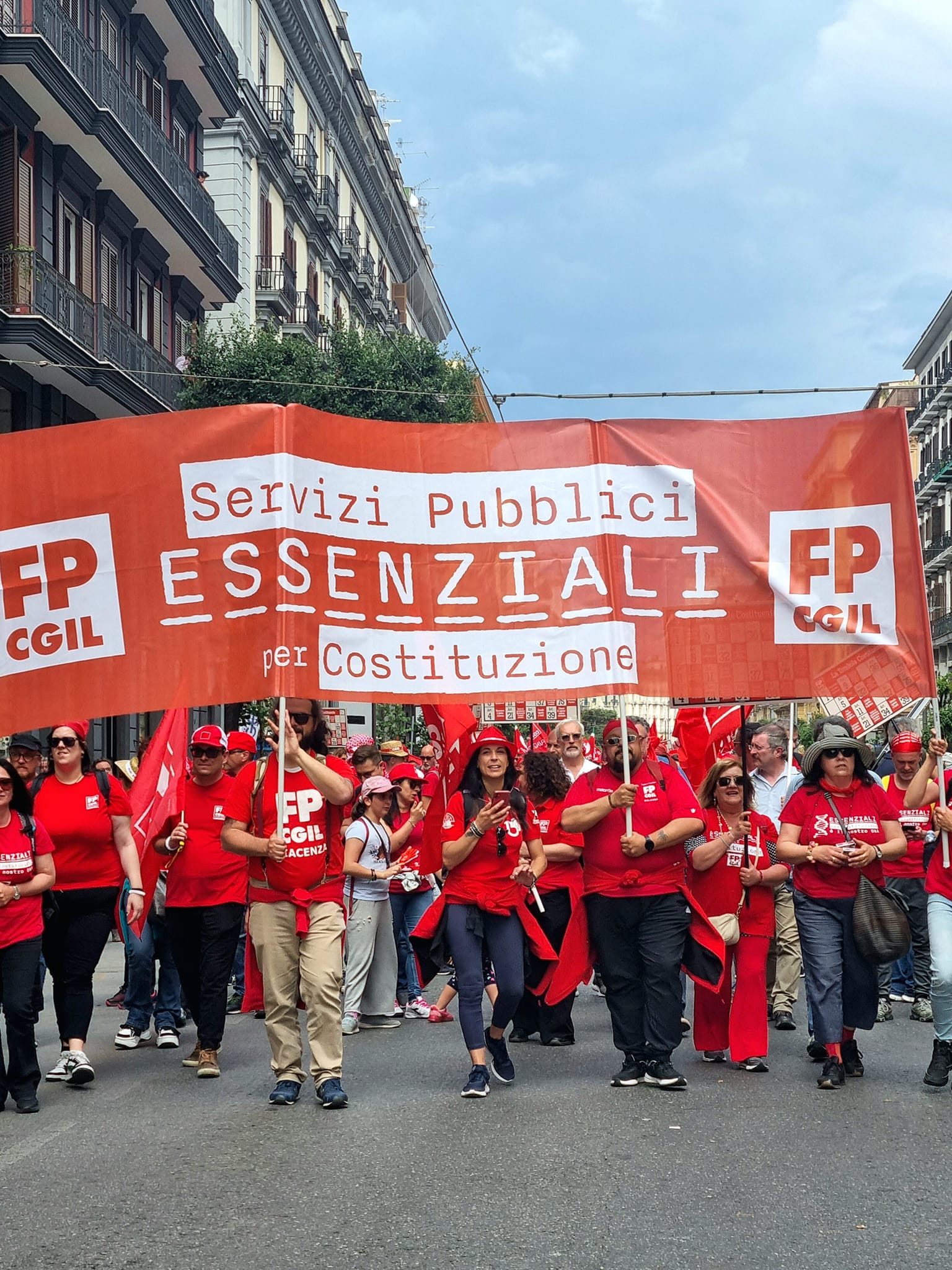 Referendum sul rinnovo del CCNL delle Amministrazioni Centrali: la parola alle lavoratrici e lavoratori per pretendere un contratto giusto