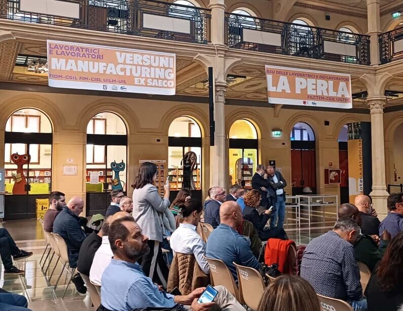 LE LOTTE DEI LAVORATORI HANNO PERMESSO DI TROVARE SOLUZIONI ALLE TANTE VERTENZE INDUSTRIALI  IL MINISTRO E' LO STESSO DEL DECRETO SICUREZZA CHE CRIMINALIZZA CHI SCIOPERA E LOTTA PER IL LAVORO